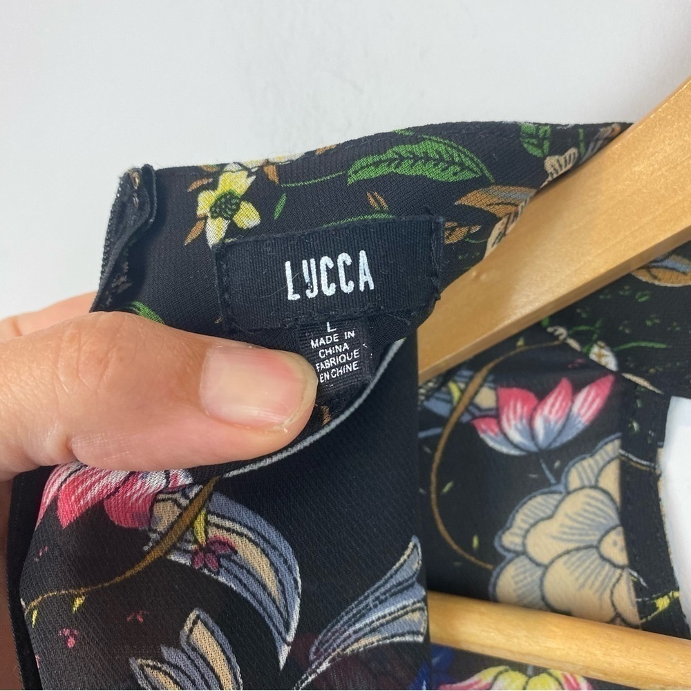 LUCCA • floral v neck choker blouse - Picture 12 of 15